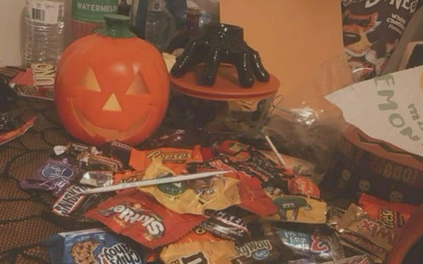 Spend A Halloween Day And Get A Cult-Classic Spooky Film - Quiz | Quotev